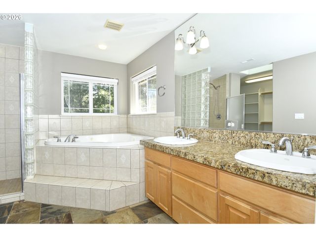 2571 Se ELLIOTT Dr, Gresham, OR 97080