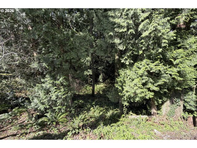 2571 Se ELLIOTT Dr, Gresham, OR 97080