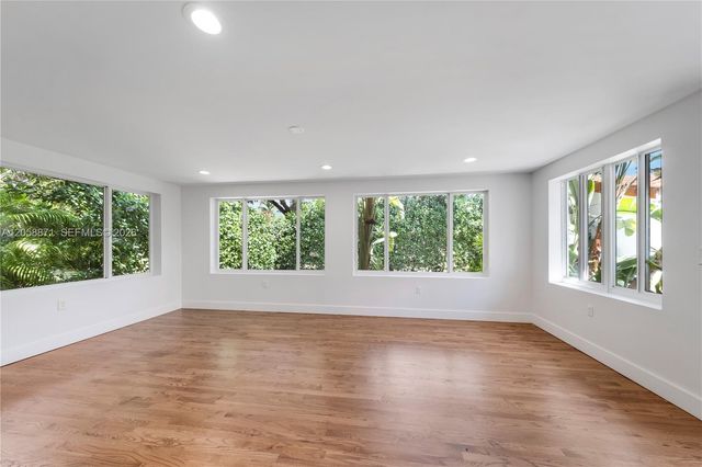 101 NW 100th St, Miami Shores, FL 33150