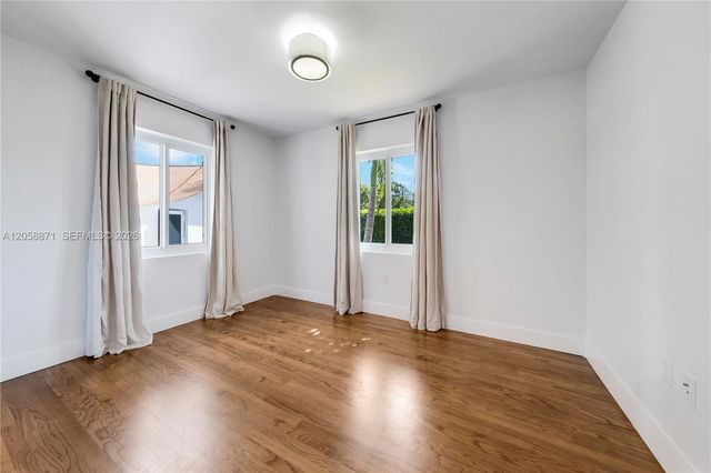 101 NW 100th St, Miami Shores, FL 33150
