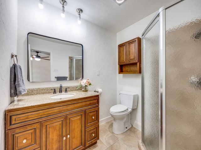 1822 Woodbury, Carrollton, TX 75007