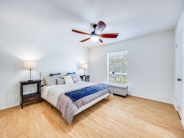 1822 Woodbury, Carrollton, TX 75007