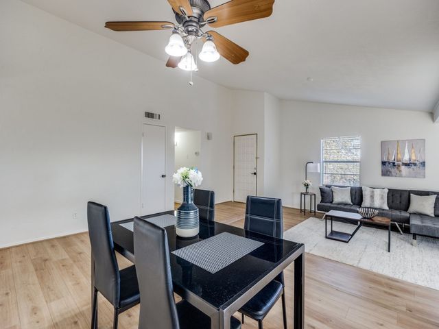 1822 Woodbury, Carrollton, TX 75007