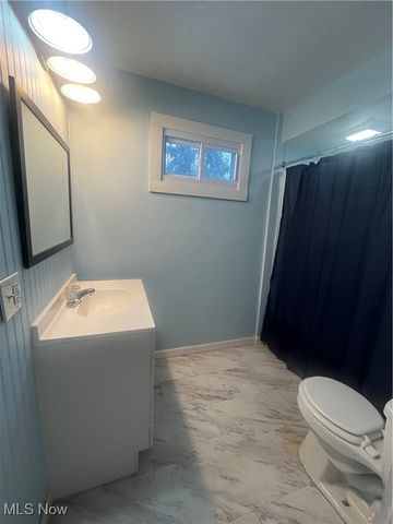 665 Crown Avenue, Ravenna, OH 44266