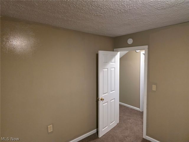 665 Crown Avenue, Ravenna, OH 44266