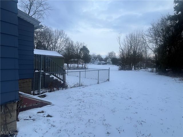 665 Crown Avenue, Ravenna, OH 44266