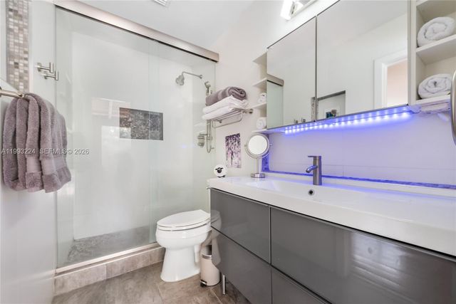 17071 SW 86th Ave, Palmetto Bay, FL 33157