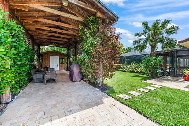 17071 SW 86th Ave, Palmetto Bay, FL 33157