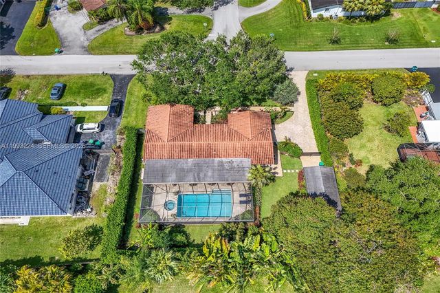 17071 SW 86th Ave, Palmetto Bay, FL 33157