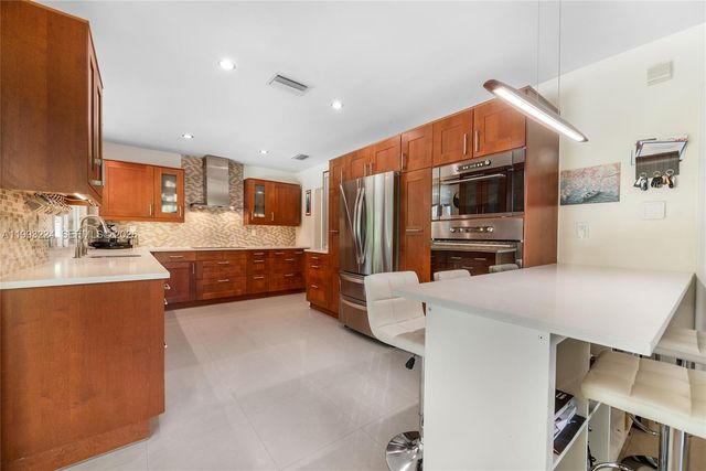 17071 SW 86th Ave, Palmetto Bay, FL 33157