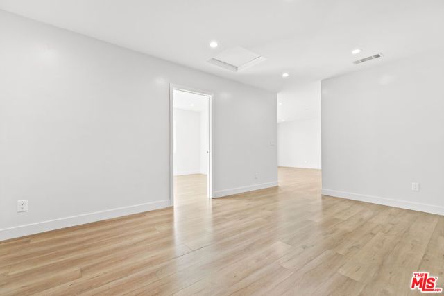 10823 Cantara Street, Sun Valley (los Angeles), CA 91352