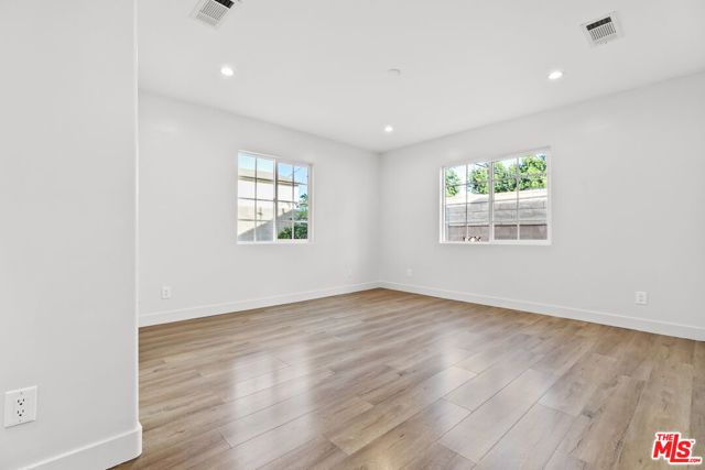 10823 Cantara Street, Sun Valley (los Angeles), CA 91352