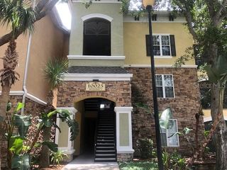 10025 COURTNEY PALMS BOULEVARD 204, Tampa, FL 33619