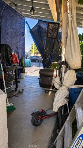 10749 Weigand Avenue, Los Angeles, CA 90059