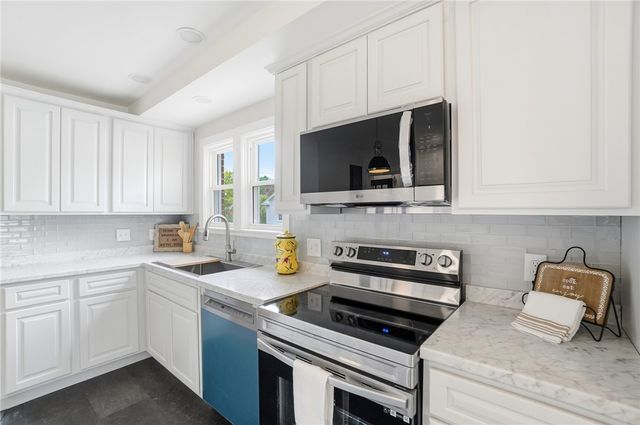 1707 Longview Drive, Springfield, OH 45504