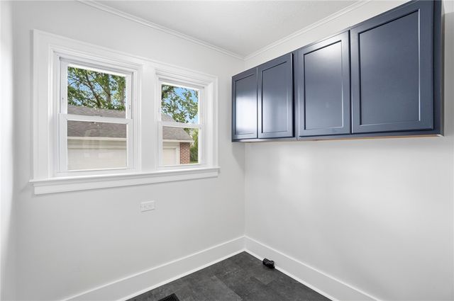 1707 Longview Drive, Springfield, OH 45504