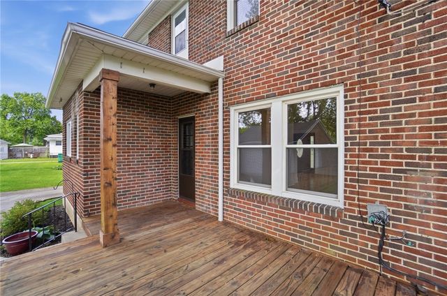 1707 Longview Drive, Springfield, OH 45504