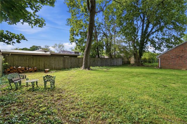 1707 Longview Drive, Springfield, OH 45504