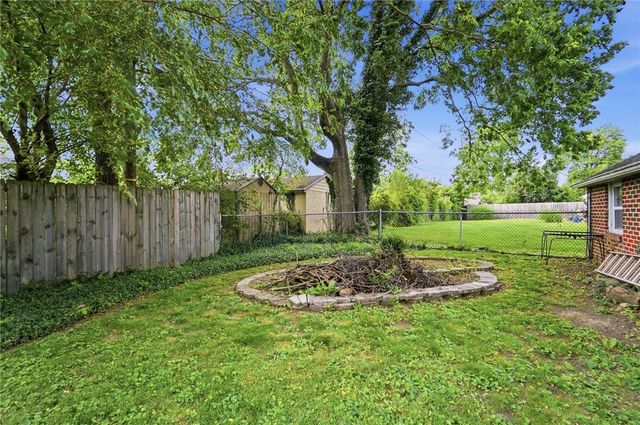 1707 Longview Drive, Springfield, OH 45504