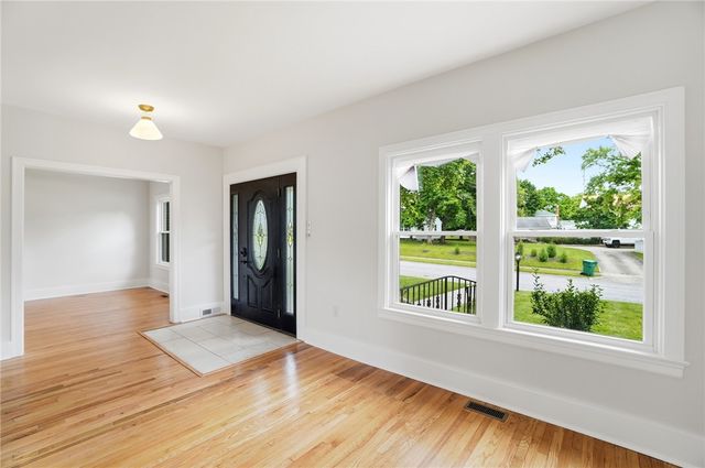 1707 Longview Drive, Springfield, OH 45504