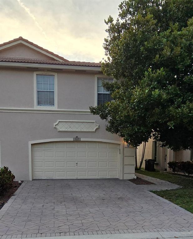 5117 Meadow Oaks Drive, Coconut Creek, FL 33073