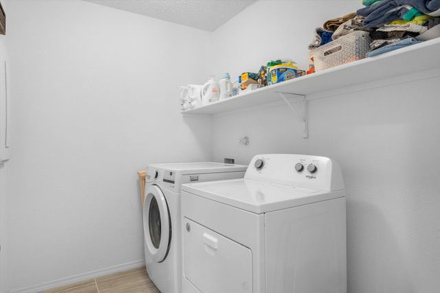 8827 Monsoon Road NW, Albuquerque, NM 87120