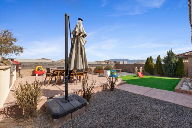 8827 Monsoon Road NW, Albuquerque, NM 87120