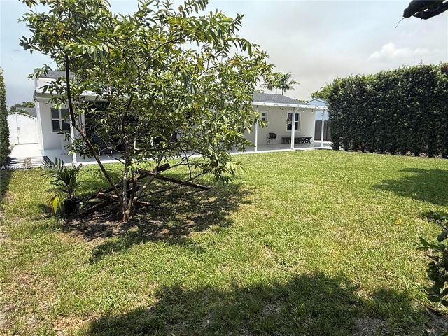 19331 NW 57th Court, Miami, FL 33015