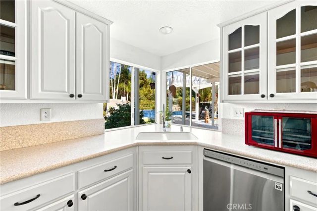 9186 Limecrest Drive, Riverside, CA 92508