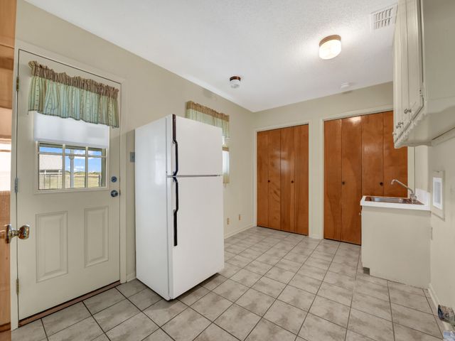 5108 Woodard Avenue, Cleburne, TX 76033