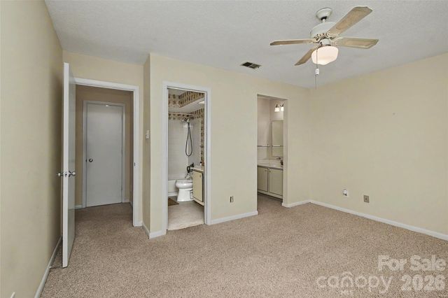 807 Sardis Cove Drive, Charlotte, NC 28270