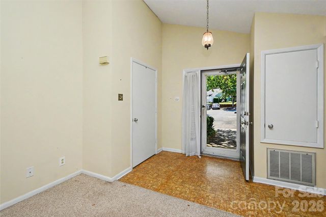 807 Sardis Cove Drive, Charlotte, NC 28270