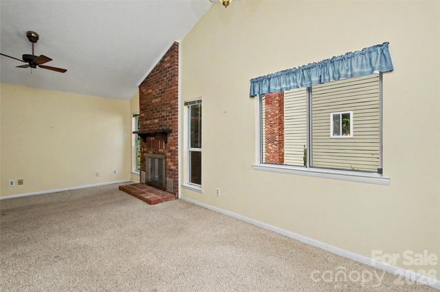 807 Sardis Cove Drive, Charlotte, NC 28270