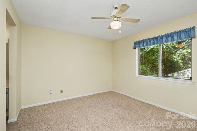 807 Sardis Cove Drive, Charlotte, NC 28270
