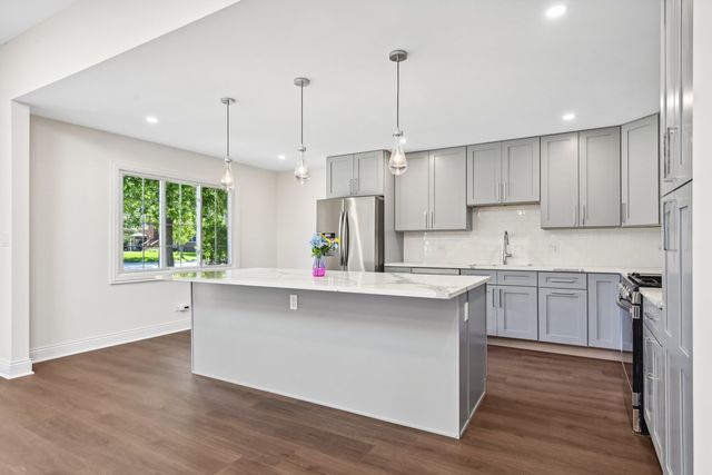 1420 Magnolia Street, Glenview, IL 60025