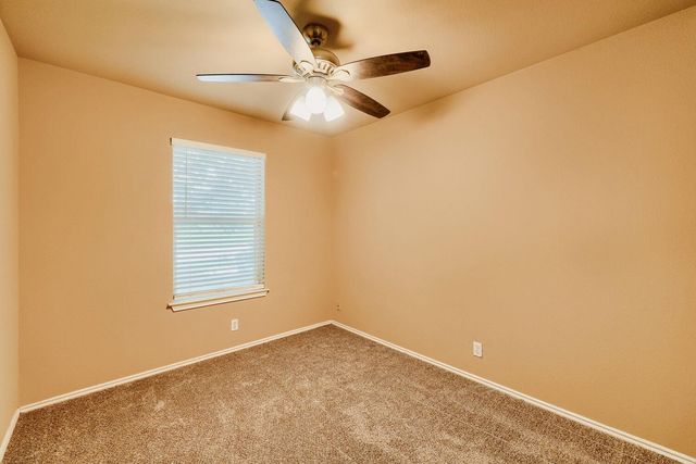 196 Goddard DR, Kyle, TX 78640