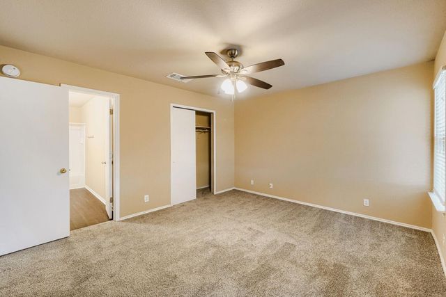 196 Goddard DR, Kyle, TX 78640