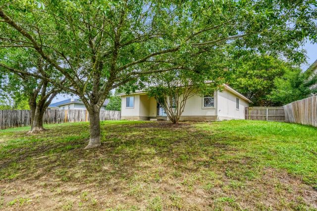 196 Goddard DR, Kyle, TX 78640