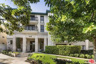 441 S Barrington Avenue 311, Los Angeles, CA 90049