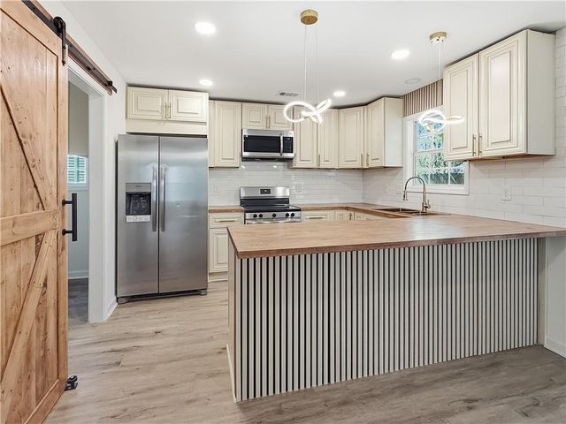 2615 Virginia Cove, Riverdale, GA 30296