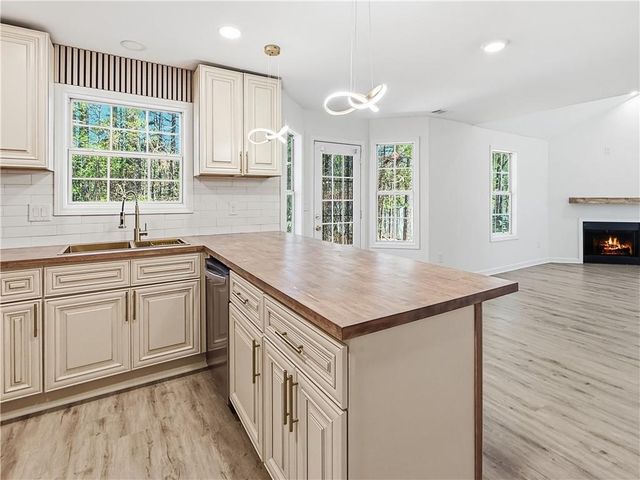 2615 Virginia Cove, Riverdale, GA 30296