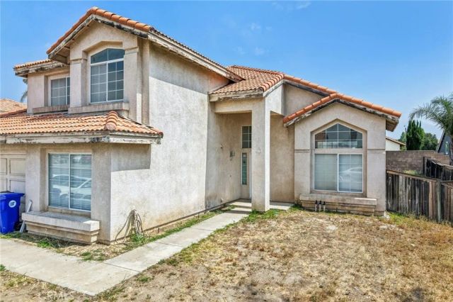 2428 W Calle Celeste, Rialto, CA 92377