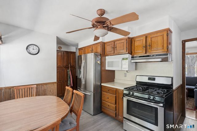 101 Leffingwell Avenue, Waterbury, CT 06710