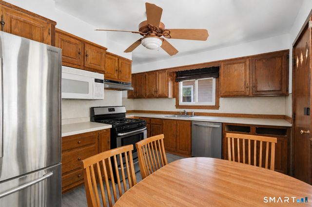 101 Leffingwell Avenue, Waterbury, CT 06710