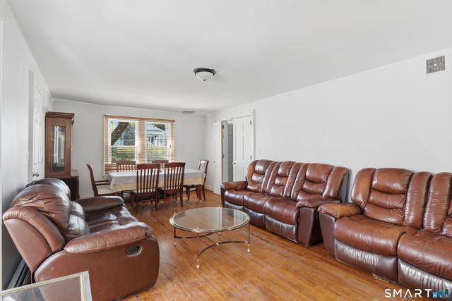 101 Leffingwell Avenue, Waterbury, CT 06710