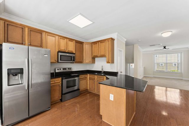 4702 Brighton Village Dr, Nashville, TN 37211