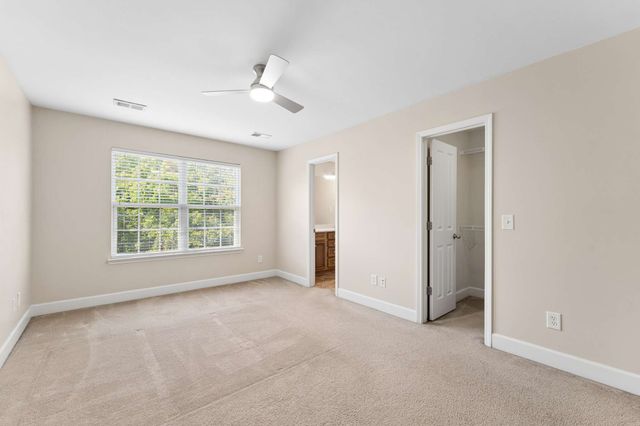 4702 Brighton Village Dr, Nashville, TN 37211