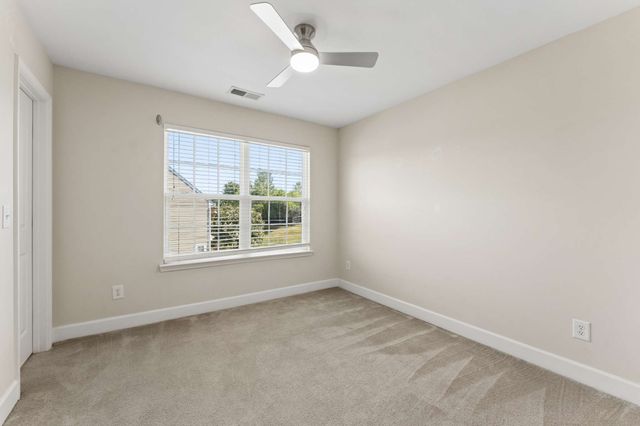 4702 Brighton Village Dr, Nashville, TN 37211