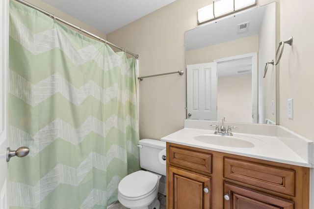 4702 Brighton Village Dr, Nashville, TN 37211