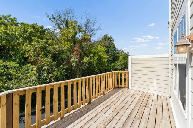 4702 Brighton Village Dr, Nashville, TN 37211